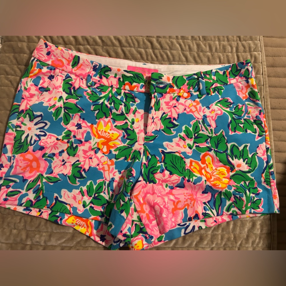 Lilly Pulitzer Pink and Blue Floral Shorts Size 8
